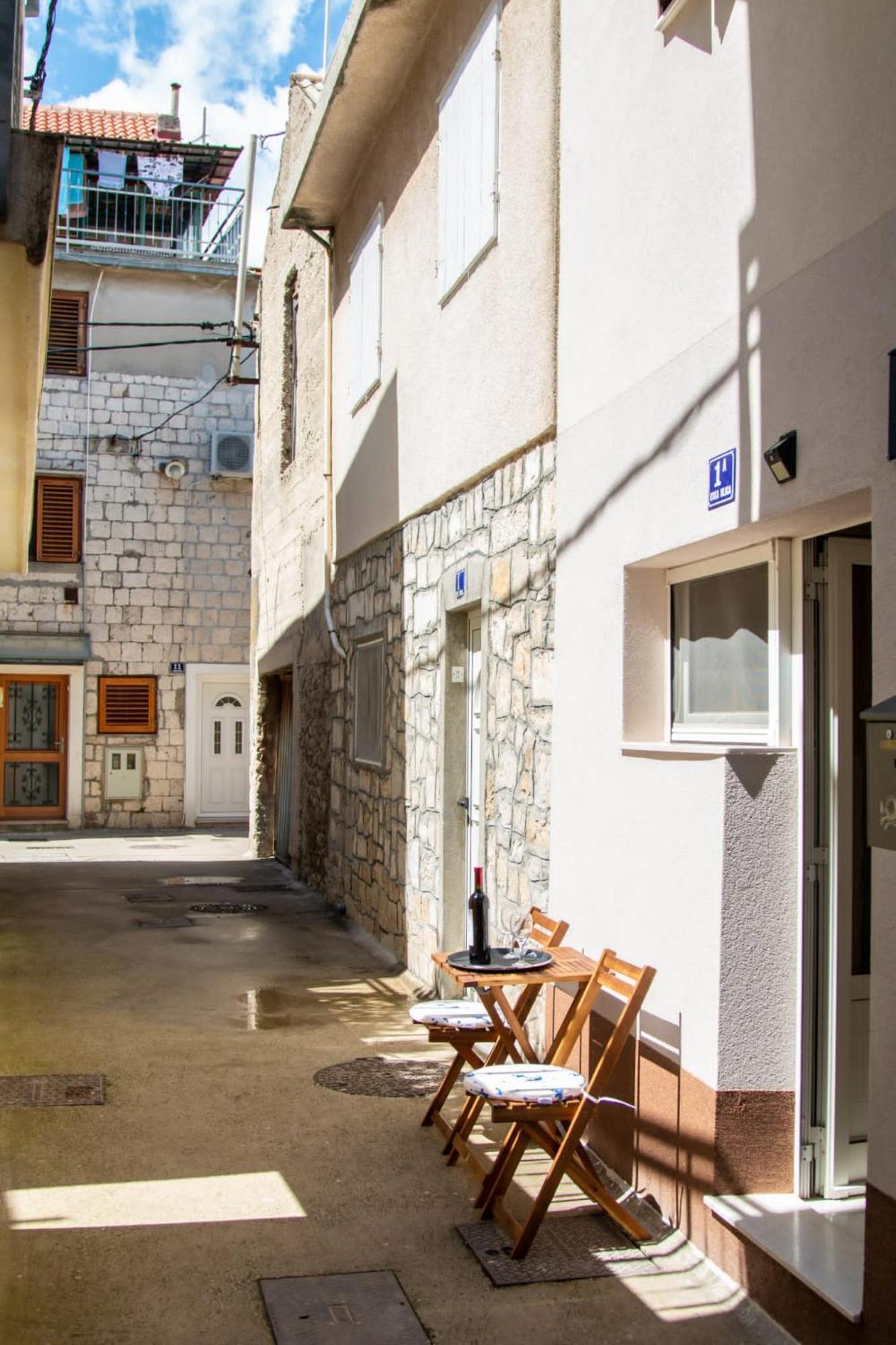 Studio Apartman Mirela Kastel Stafilic Kaštela Εξωτερικό φωτογραφία